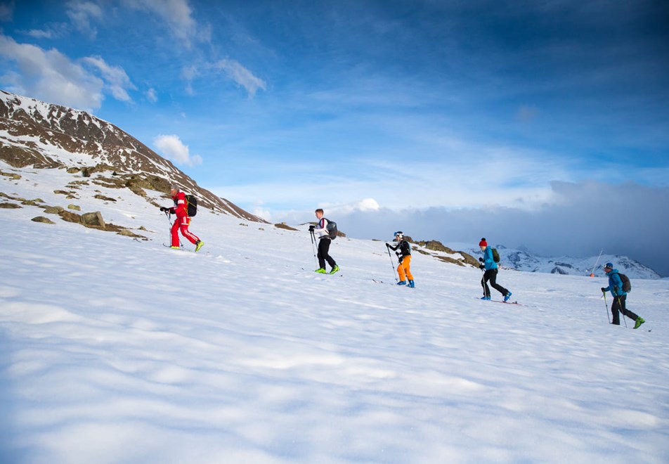 Alpe d'Huez Ski Resort (©Laurent-Salino) - Ski touring