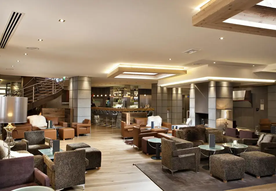 Au Coeur du Village, La Clusaz (hotel) - Reception