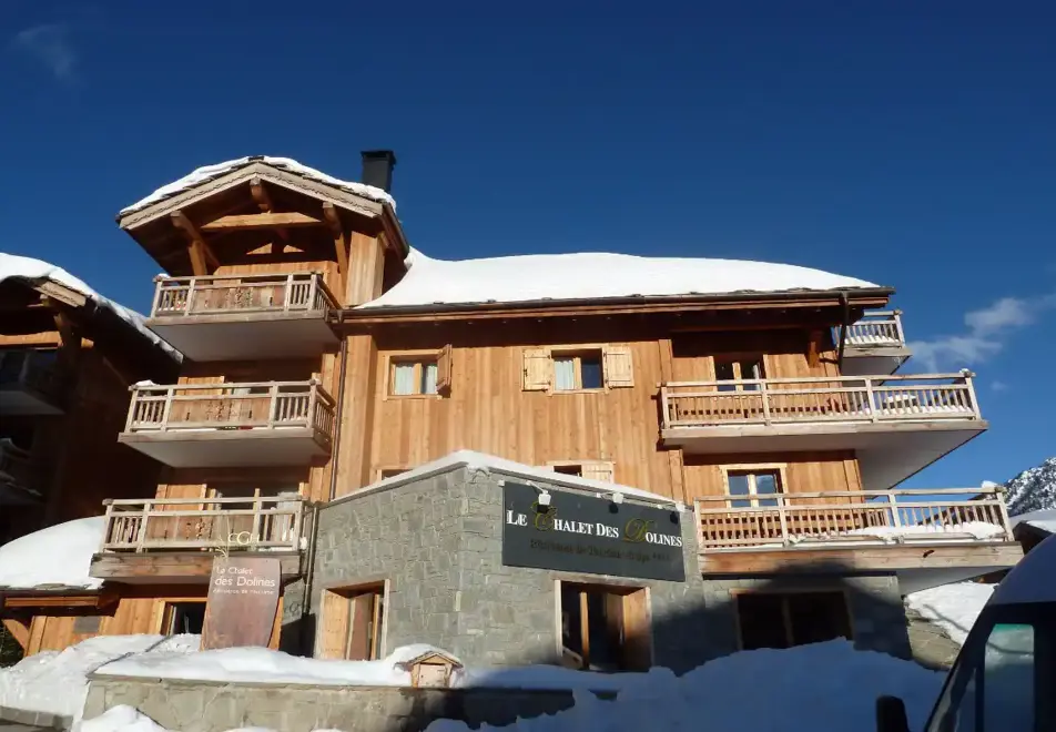 Chalet des Dolines, Montgenevre (self catered apartments)