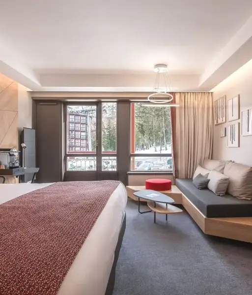 Altezza Arc 1800 Hôtel & Spa, Arc 1800 (hotel) - Typical standard room with balcony