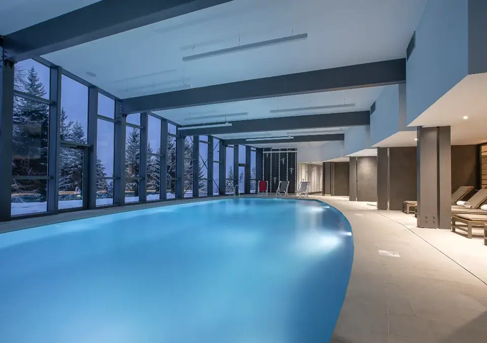 Altezza Hotel-Arc 1800-Indoor pool (2).webp
