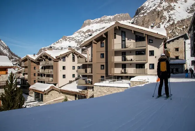 Izia-Val d'Isere-Exterior (9) (1).webp