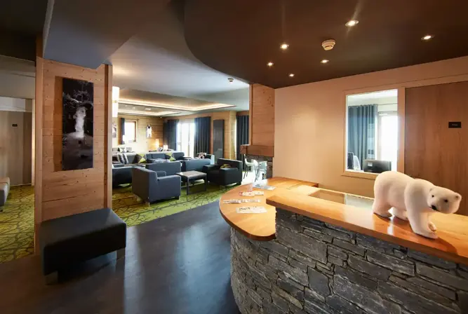 Chalets du Soleil-Les Menuires-Residence reception  (1).webp