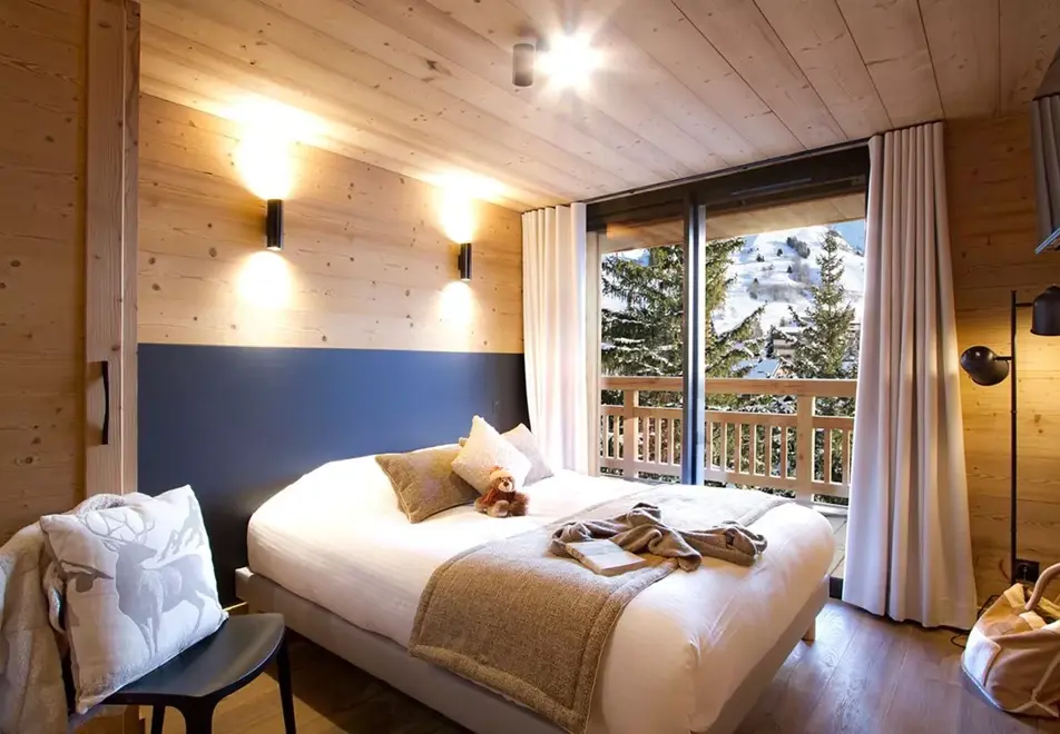 Panthere des Neiges, Les Deux Alpes (self catered chalet) - Double bedroom