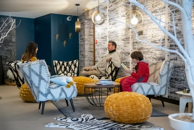 Montana Plein Sud-Val Thorens-Reception lounge (1).webp