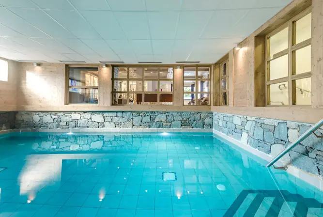 Les Fermes Emiguy-Les Gets-Indoor pool (1).webp