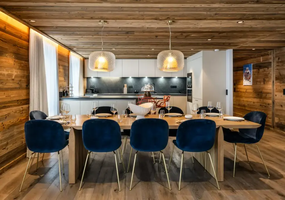 Silverstone_Chalet 1 (P.Gal)  (4).webp