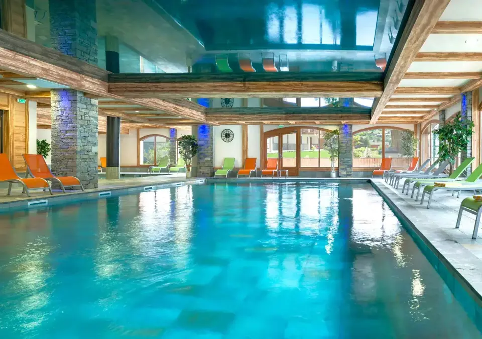 Les Chalets d'Angele-Chatel-Indoor pool (2).webp