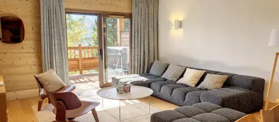 Apartment 5 - 3 bedroom alcove apartment sleeping 9 (c.87m2):