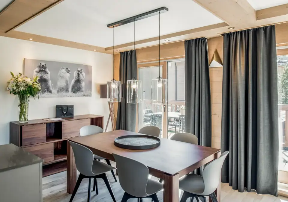 D12-Mammoth Lodge-Courchevel (2).webp