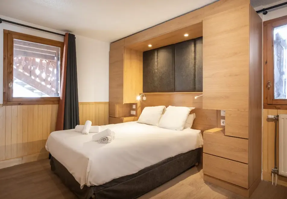 Val Chaviere, Val Thorens (self catered apartments) - Typical 4/6 person apartment style
