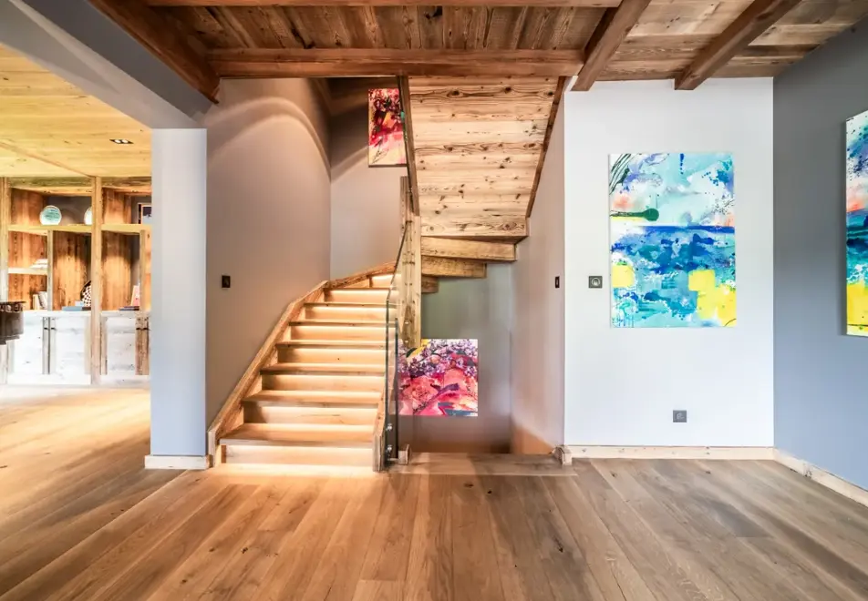 Chalet Kerasia, Morzine (self catered chalet) - Hallway
