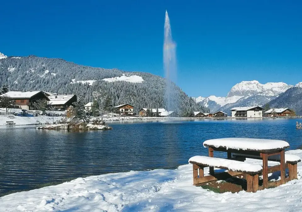 Chatel le-lac-de-vonnes-9768 (2).webp