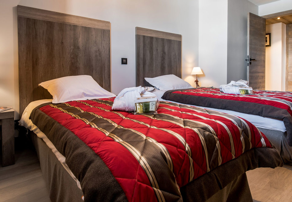 Le Panorama Vars 2000, Vars (self catered apartments) - Twin bedroom