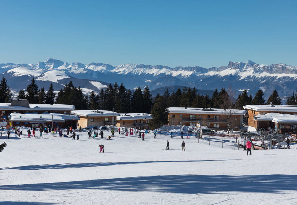 Les Villages du Bachat, Chamrousse (self catered apartments) - Right on slopes