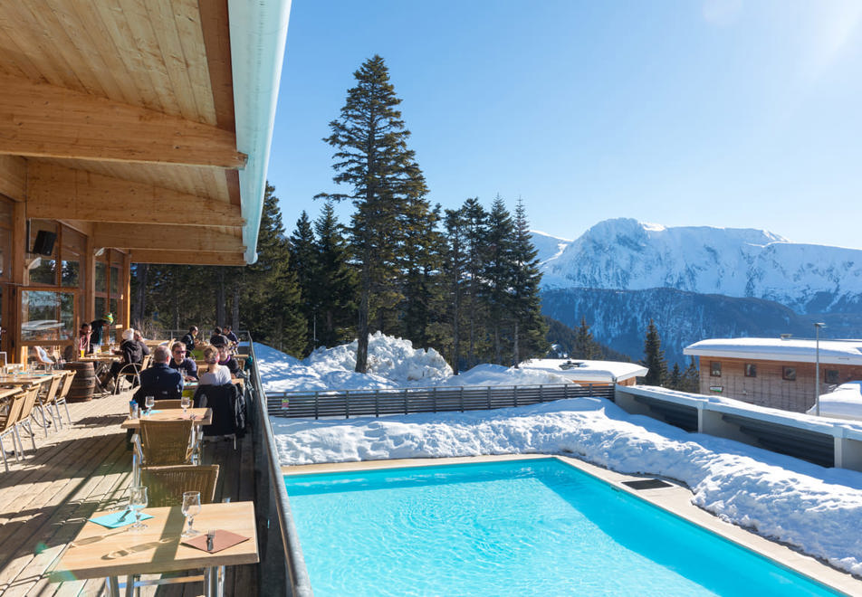 Les Villages du Bachat, Chamrousse (self catered apartments) - Outdoor pool