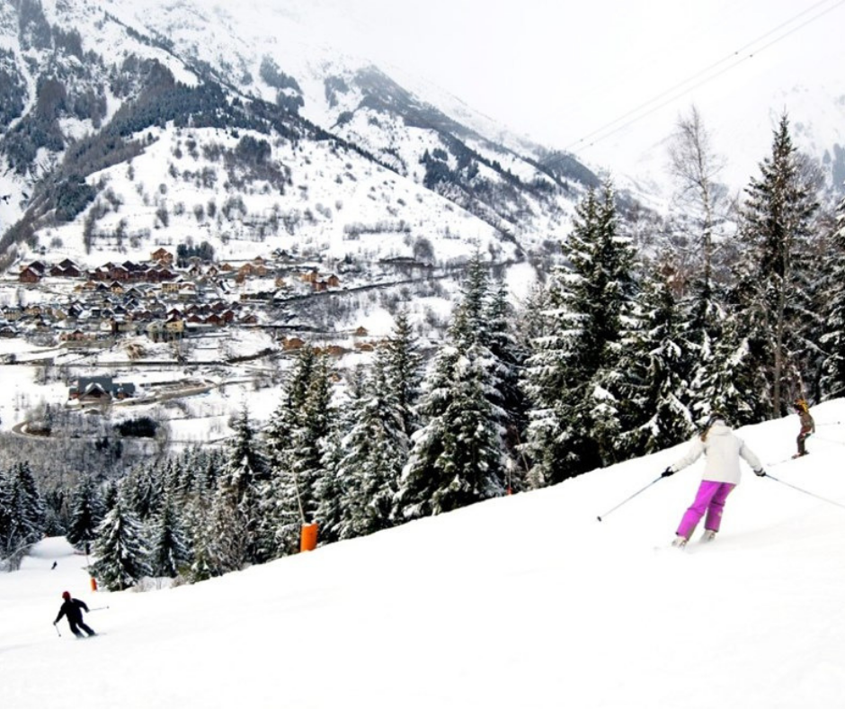 Vaujany skiing Isere