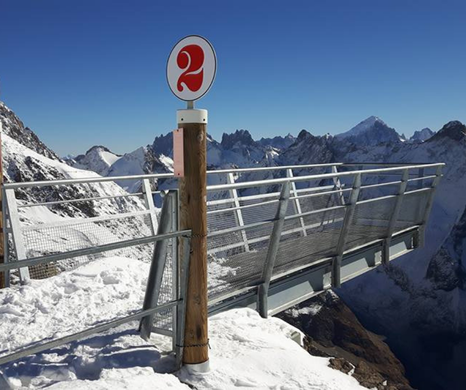 Les 2 Alpes belvedere des ecrins