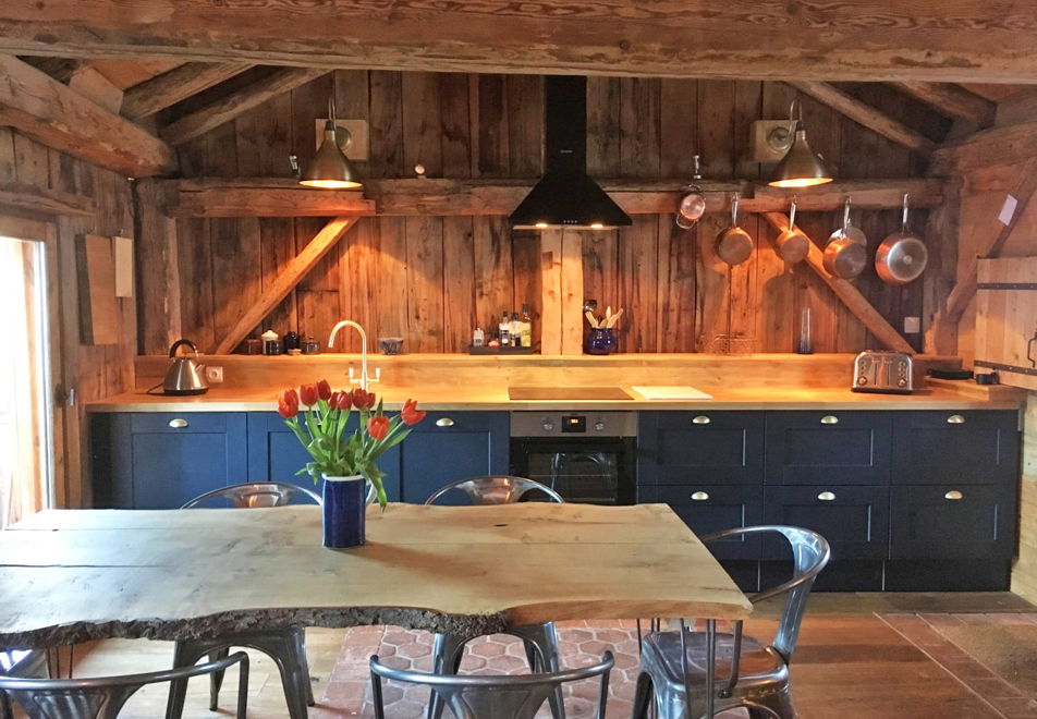 Chalet Percy, St Gervais (self catered chalet) - Open plan kitchen/diner