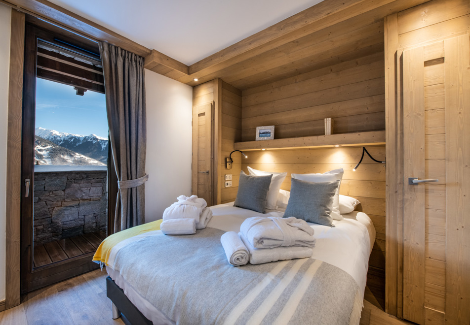Yellowstone Lodge, La Tania (self catered chalet) - Chalet 4