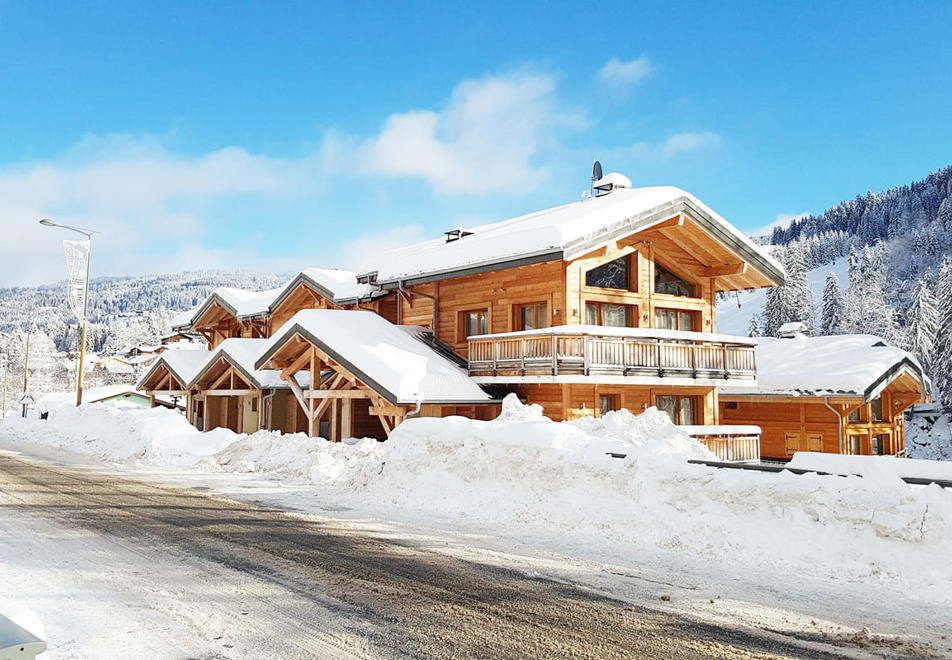 Chalets Kailash, Les Gets (self catered apartments)