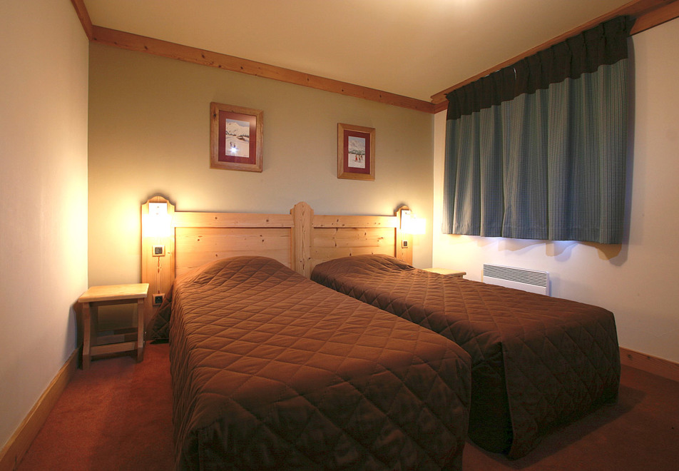 Alba, Les 2 Alpes (self catered apartments) - Twin bedroom