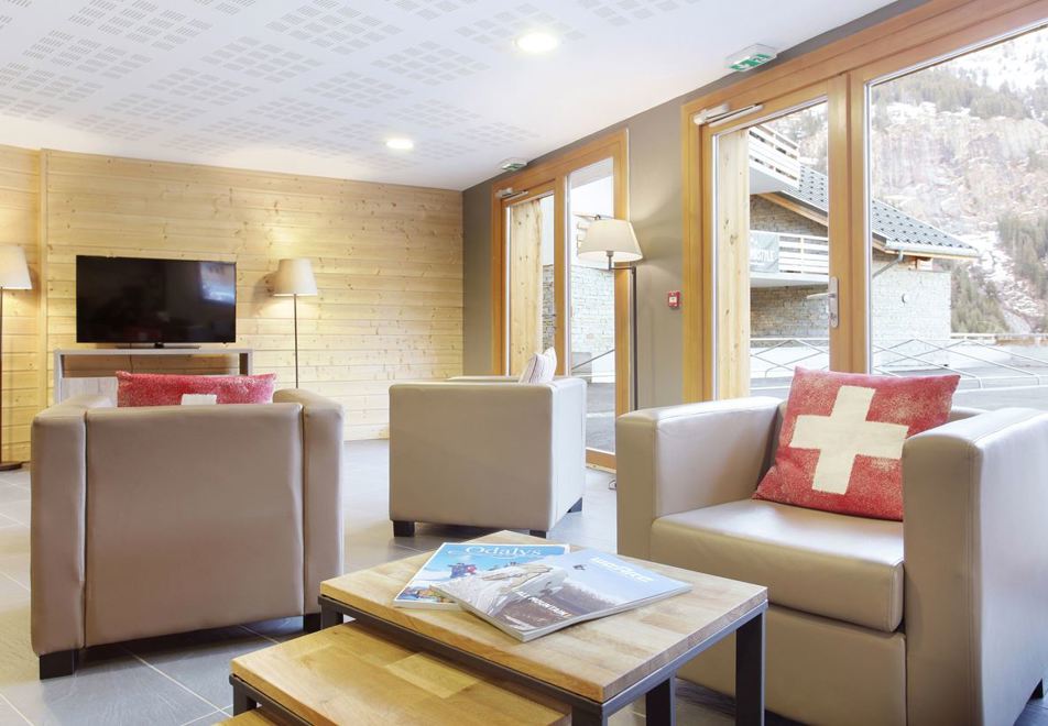 Le Crystal Blanc, Vaujany (self catered apartments) - Reception