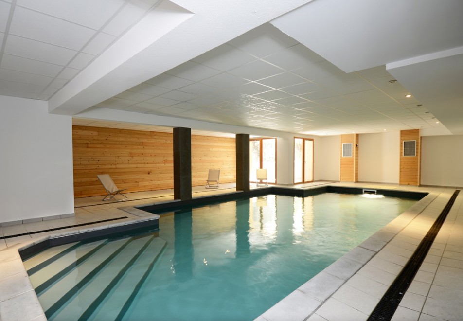 Le Crystal Blanc, Vaujany (self catered apartments) - Indoor pool