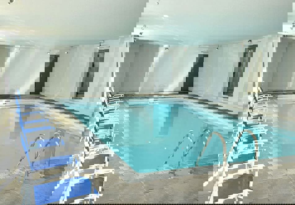 Ours Blanc, Les 2 Alpes (self catered apartments) - Indoor pool