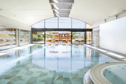 Jiva Hill Resort, Jura (hotel) - Indoor pool