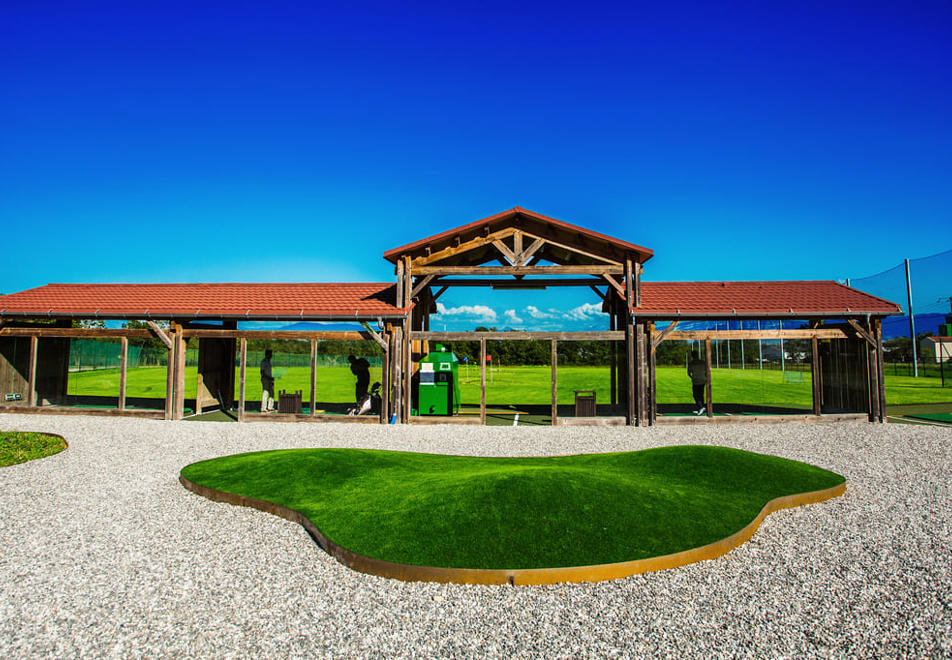 Jiva Hill Resort, Jura (hotel) - Golf course