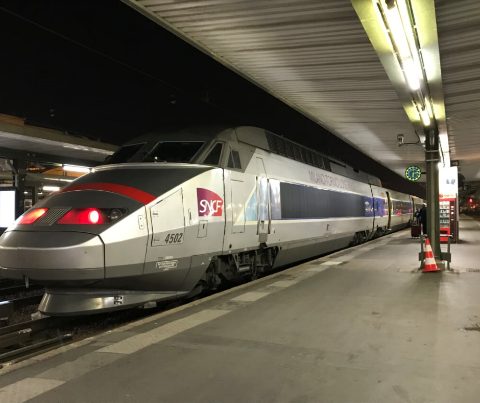 Montgenevre outbound train Paris