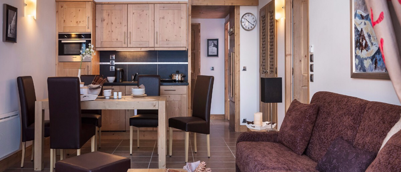 Les Carroz Summer Chalets de Leana apartments (1).png