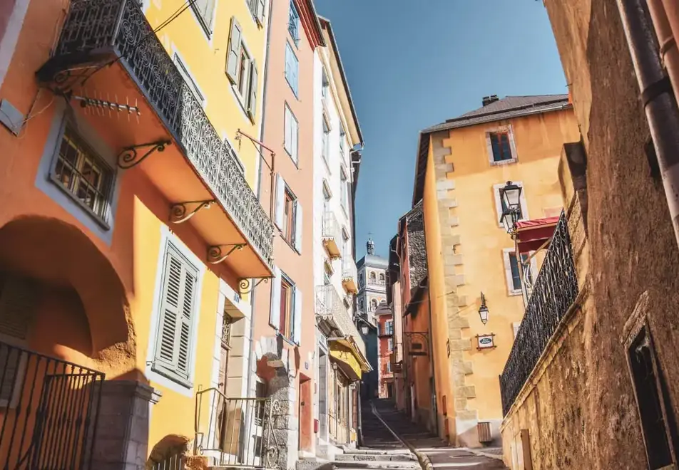 Briancon Town (©laurapeythieu)