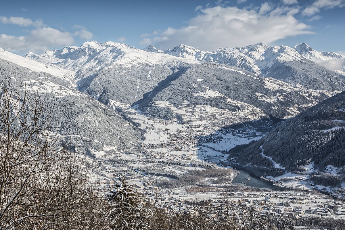 Bourg St Maurice Skiing Holidays Ski Apartments Peak Retreats