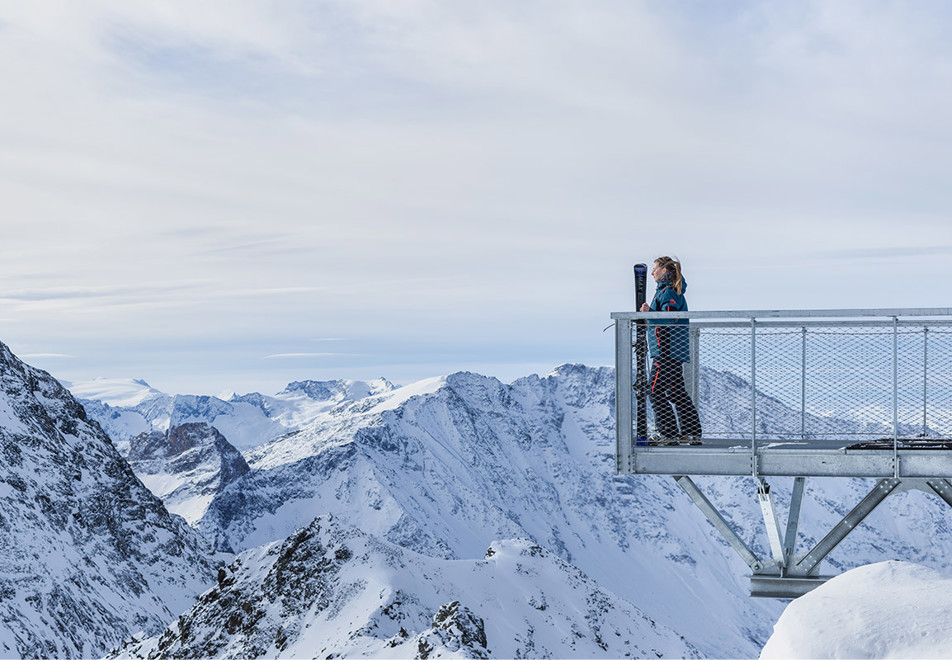 Les Arcs Ski Resort - Aiguille Rouge view point