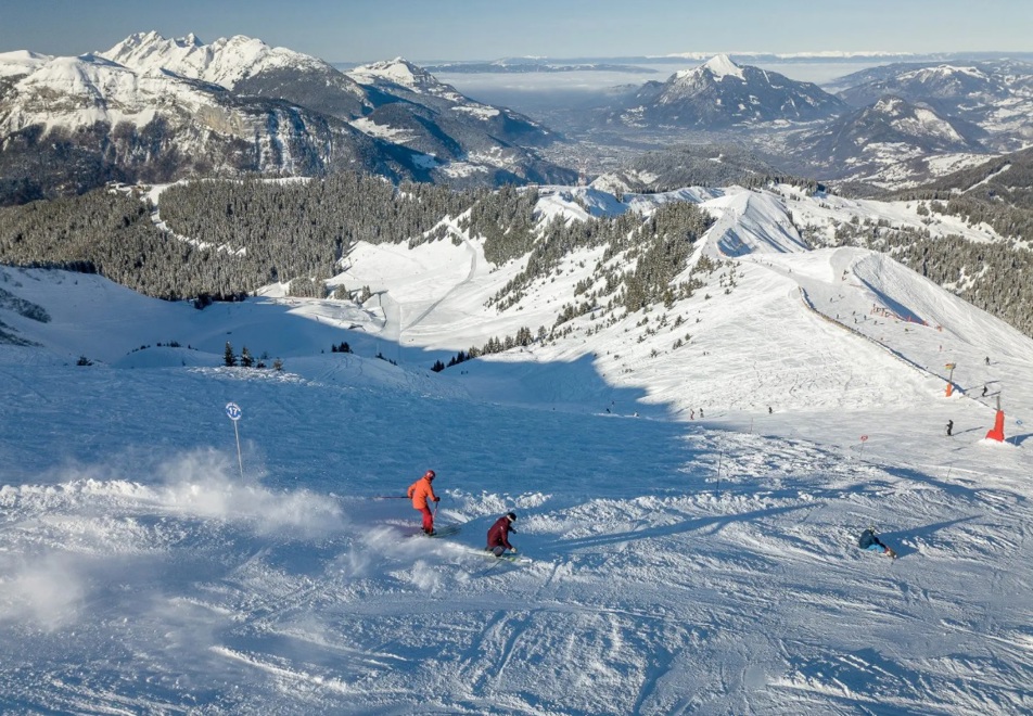 Les Carroz Ski Resort - Fantastic views