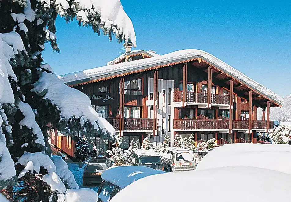 Le Petit Dru, Morzine (hotel)