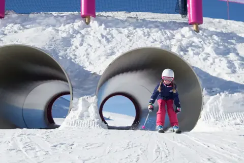 Alpe d'Huez Ski Resort (©Laurent-Salino) - Marcels Farm