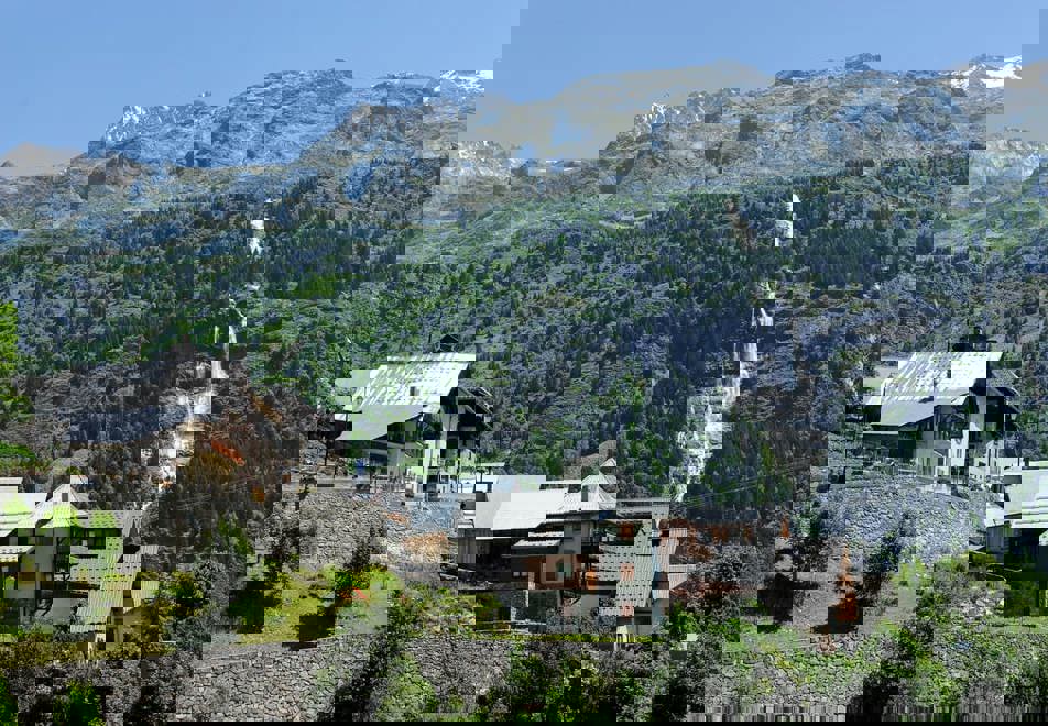 Vaujany Village