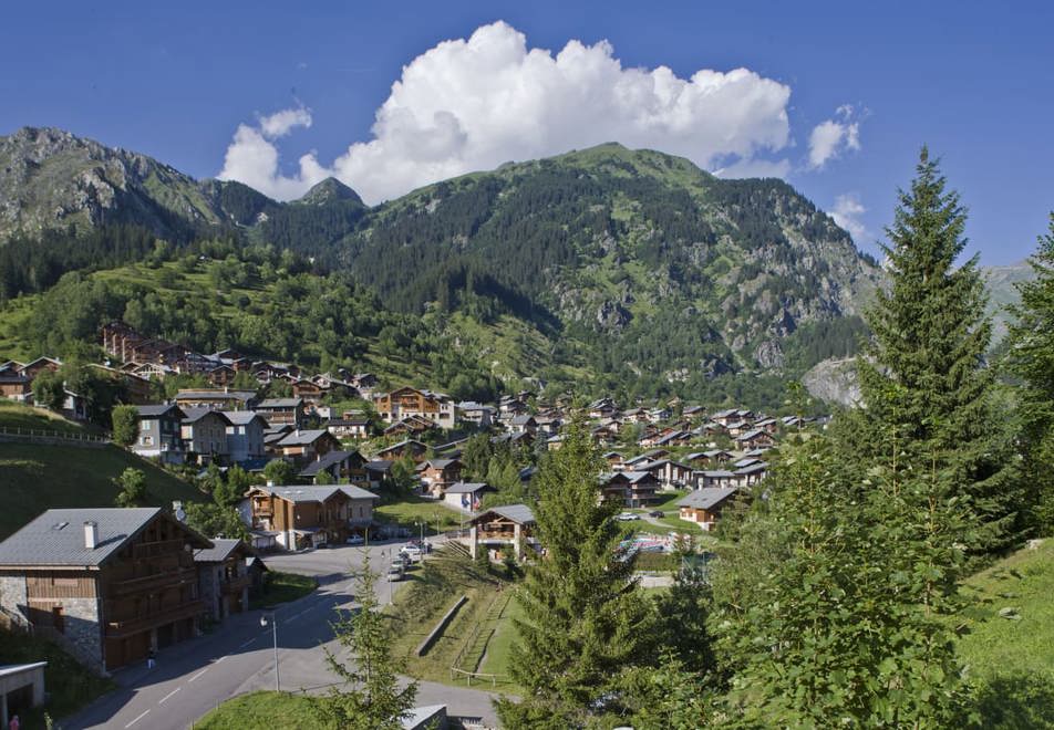 Champagny Village