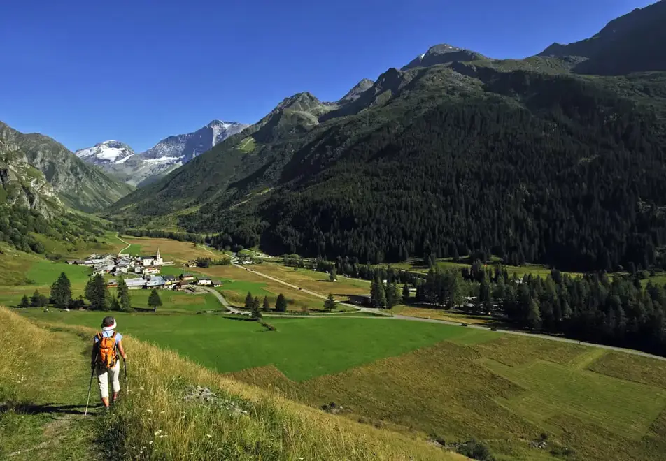 Champagny Village - Hiking