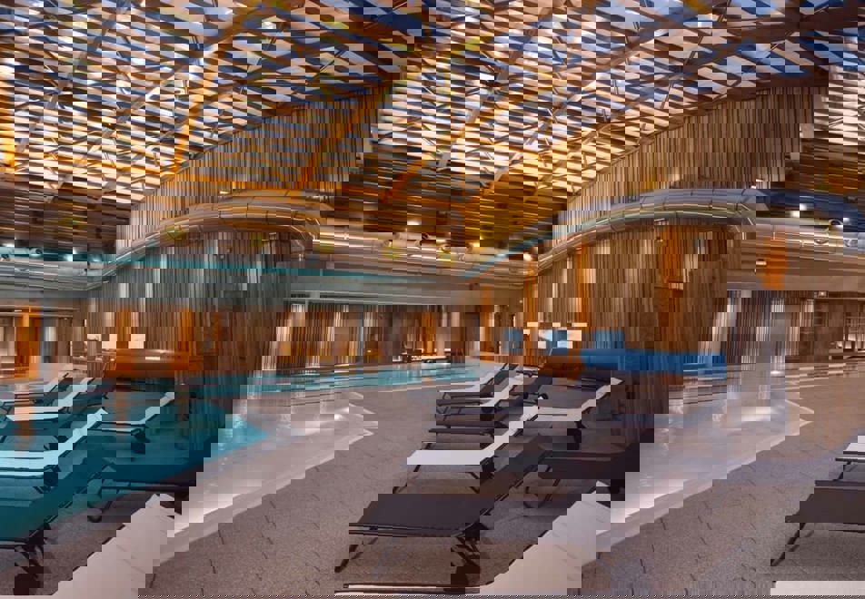 Champagny Resort - Indoor pool