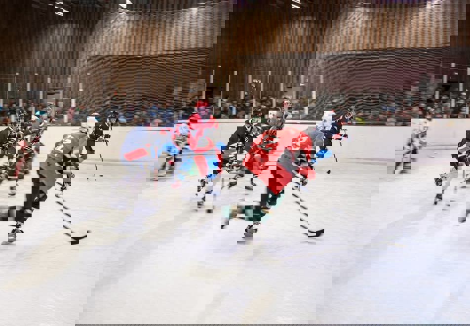 La Rosiere Resort (©OTLaRosiere) - Ice hockey match