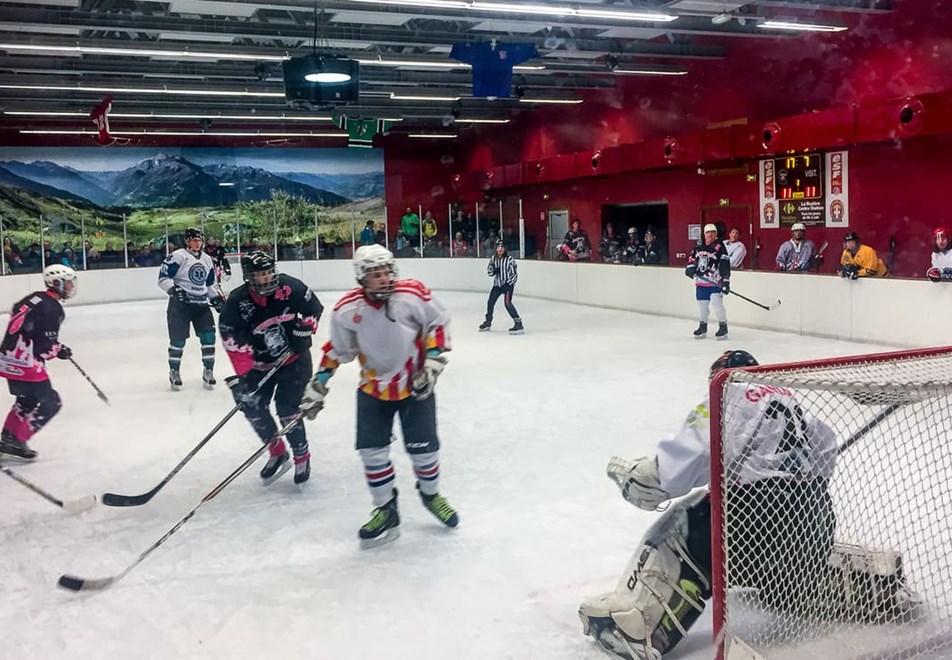 La Rosiere Resort (©RogerMoss) - Ice hockey match