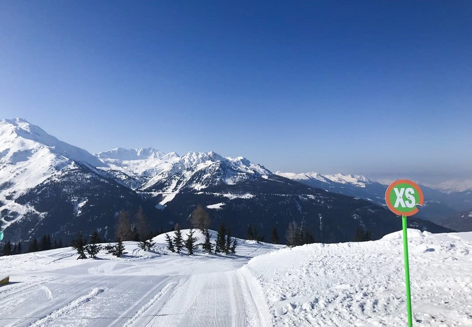 La Rosiere Ski Resort (©OTLaRosiere) - Green slope with stunning views