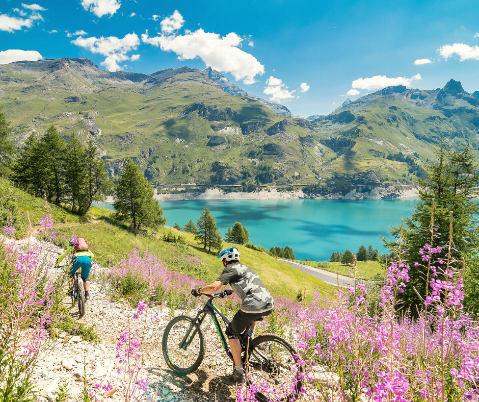 Cycling and biking in the French Alps (1).png
