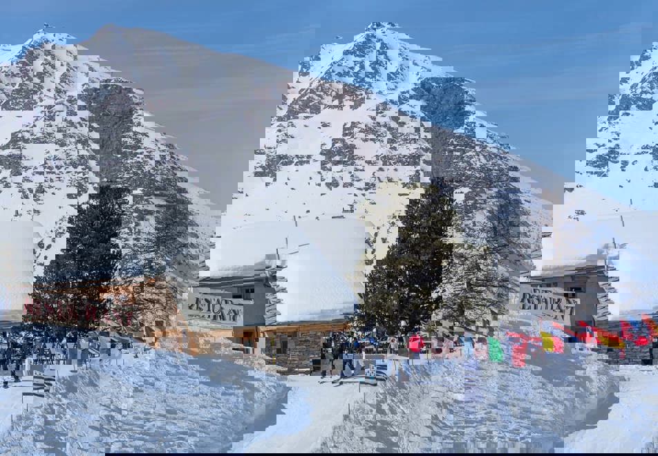 Val Cenis Ski Resort - Mountain restaurant