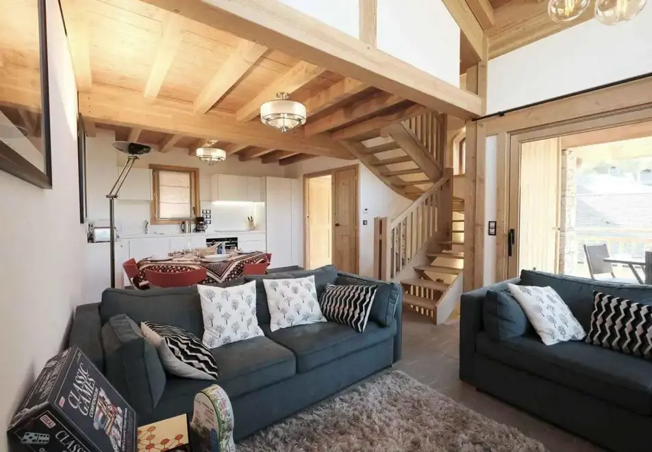 Caseblanche Chalets, St Martin de Belleville (self catered apartments-chalets) - 3 bed sleeps 6 (D18)
