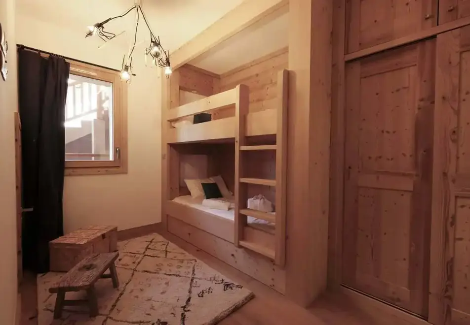 Caseblanche Chalets, St Martin de Belleville (self catered apartments-chalets) - 3 bed sleeps 6 (D17)